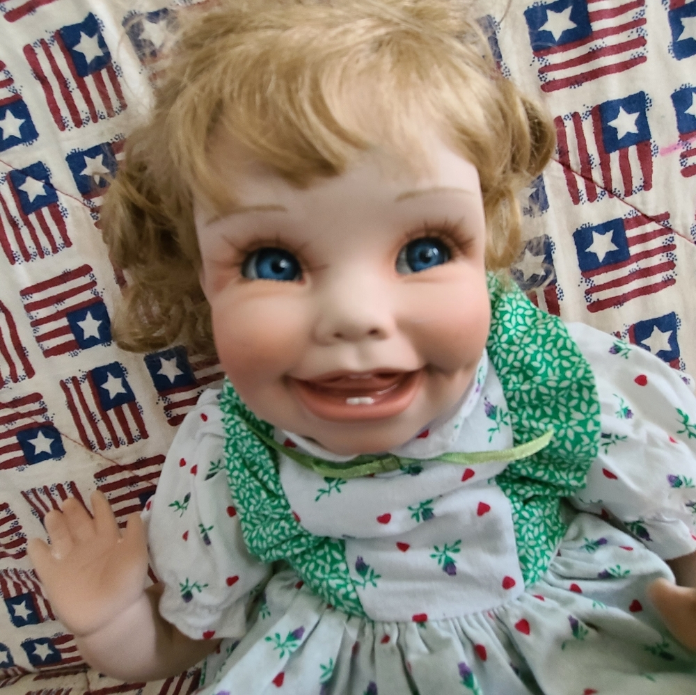 SHANNON porcelain doll by the Hamilton Collection